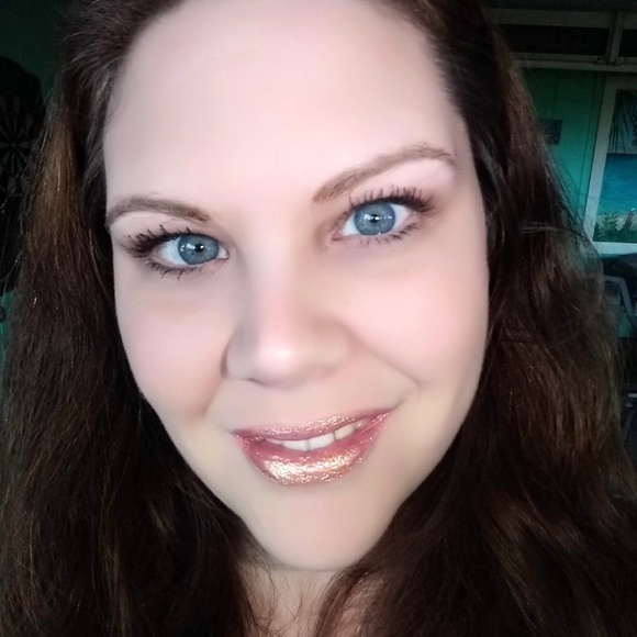 Ultra Gold Glitter GLOSS - Picture 5 of 6